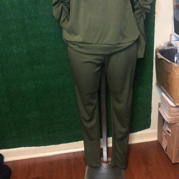 Army green pant set - Picture 4 of 5
